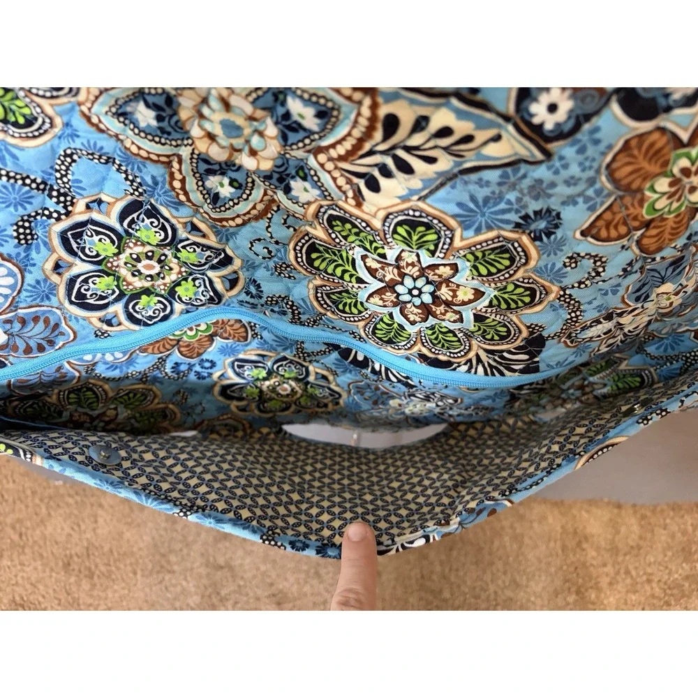 Vera Bradley Hanging Quilted Garment Bag Bali Blue Luggage Carrier